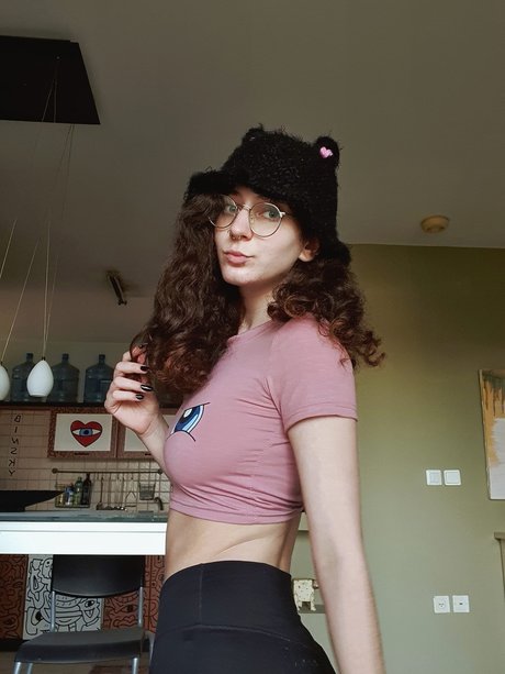 Nico Aroy perfect actress photos