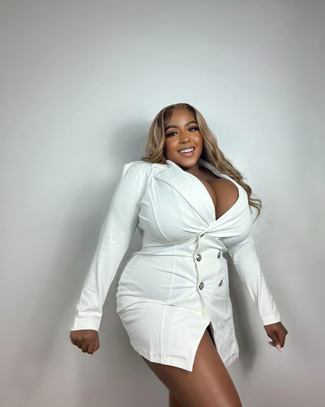 JeNelle Tucker pornstar art picture