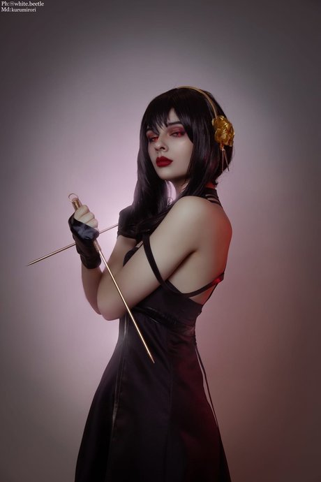 Kurumirori sexy actress photos