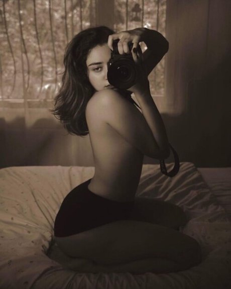 mirror onlyfans hot sexy image