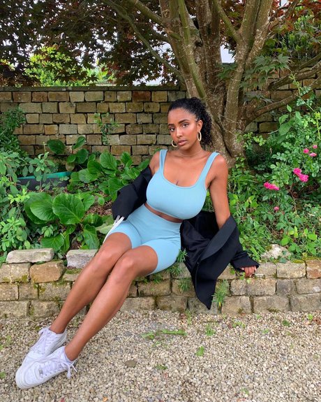 Rionma erotic actress photo