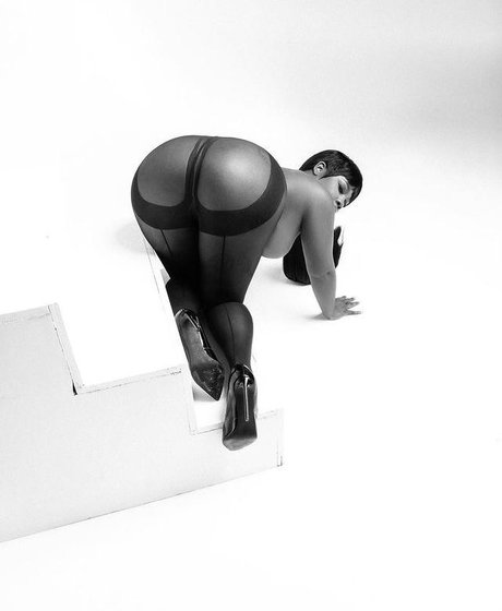 Sukihana_ xxx pornstar pics