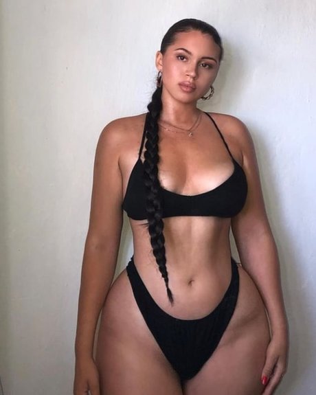 Valeria Vendetta star nice images