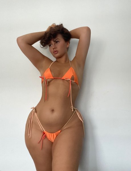 Valeria Vendetta free star pictures