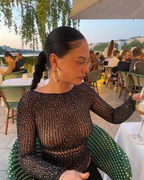 Aja Viola free model picture