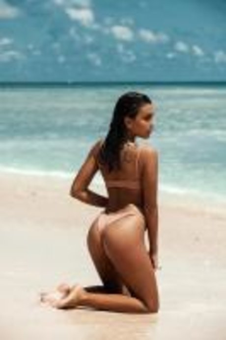 Caitlin North Lewis model exclusive photos