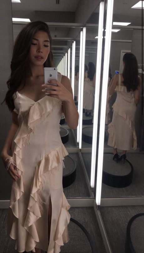 Emilymisi free actress pictures