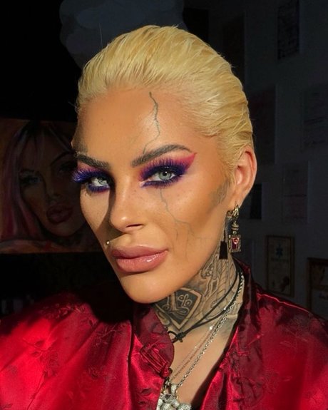 Leoni Baltz_ sex pornstar images