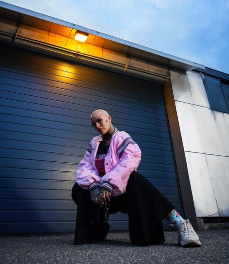 Leoni Baltz_ model pornographic galleries