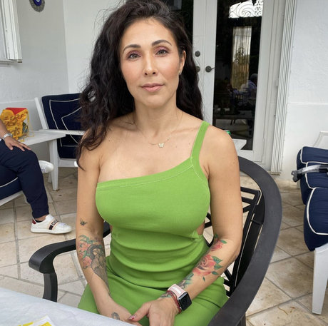 Angelica Curves nudes pornstar img