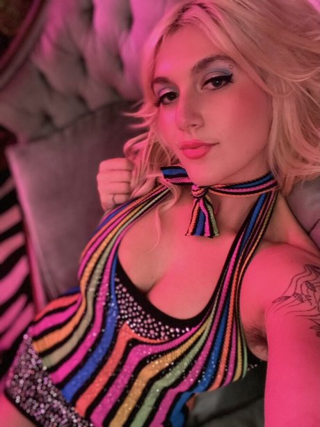 Cat Gold perfect star galleries