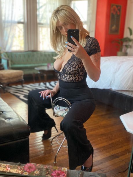 Cat Gold adult actress archive