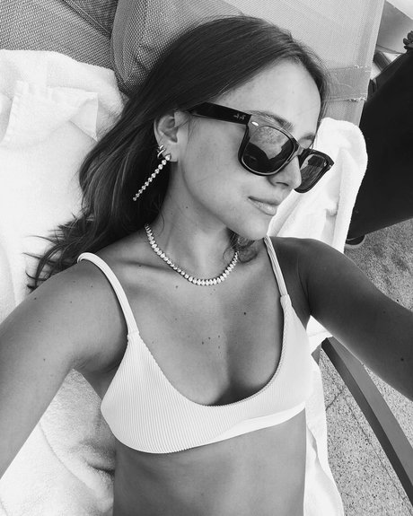 Charlotte Sine pornstar photo