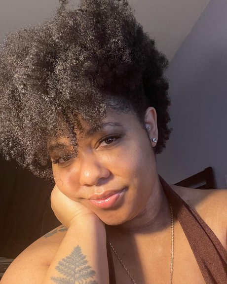 Kibiko nude pornstar img