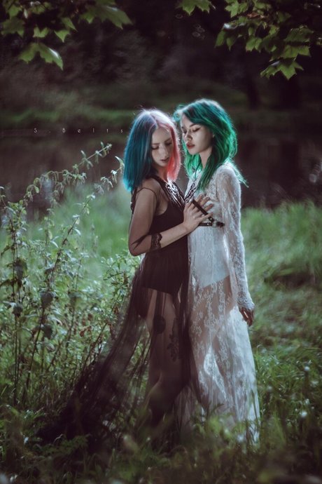 Eliza Satu sexy pornstar images