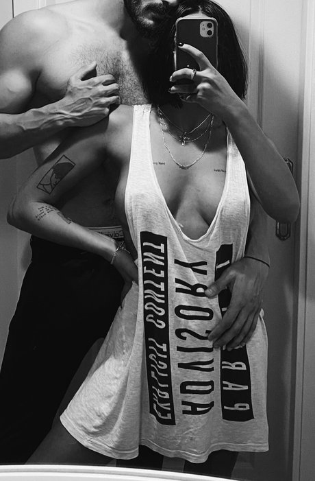 Egexbasoglu hot actress pic