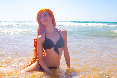 Maya Gold beautiful actress img