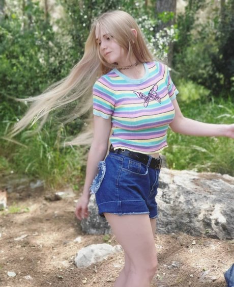 Invaderdd Dee Mente perfect pornstar picture