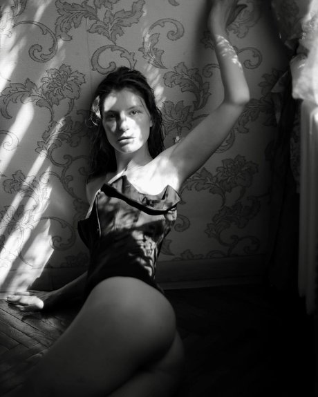 Lena Stepanova art model images