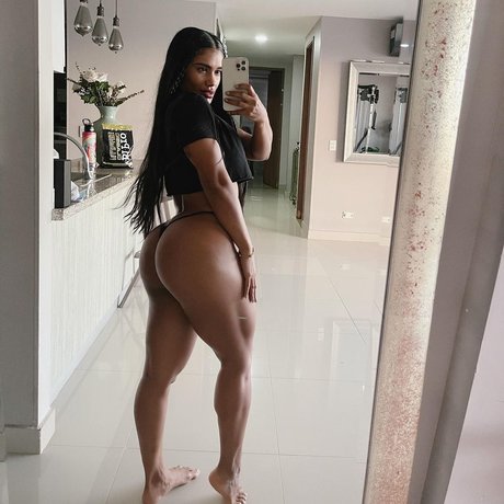 Sunny Doria Vargas xxx star img