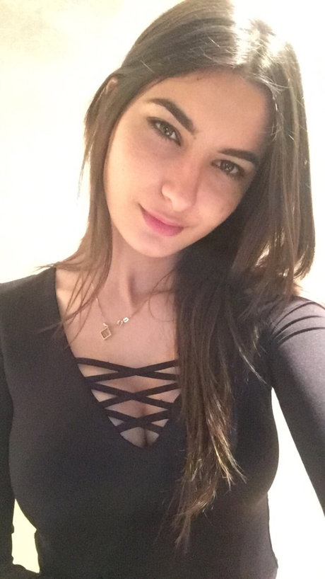 Loser Dyke star top pics