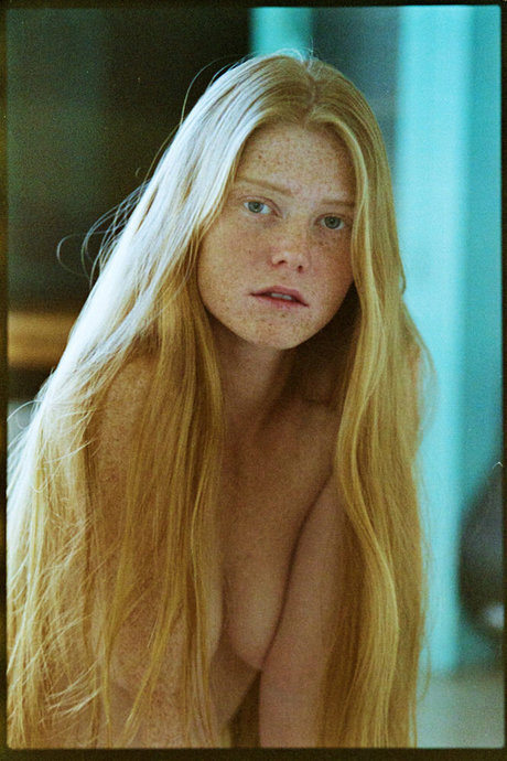 Anna Niro model hd img