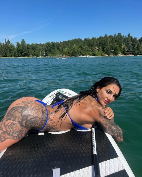 Presleykp Fit pornstar nudes photo