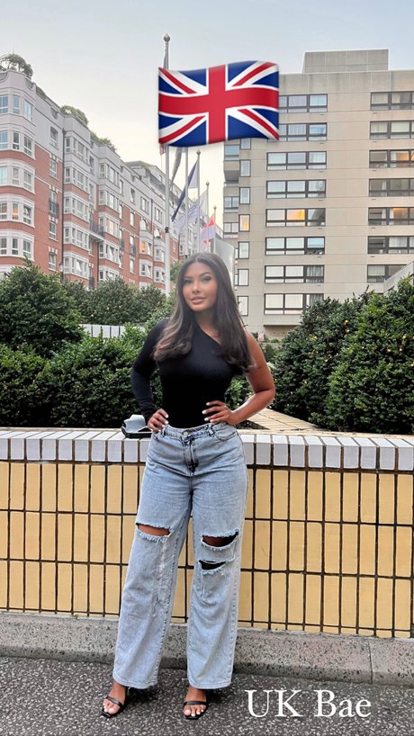 Steph Esther pornstar free photos