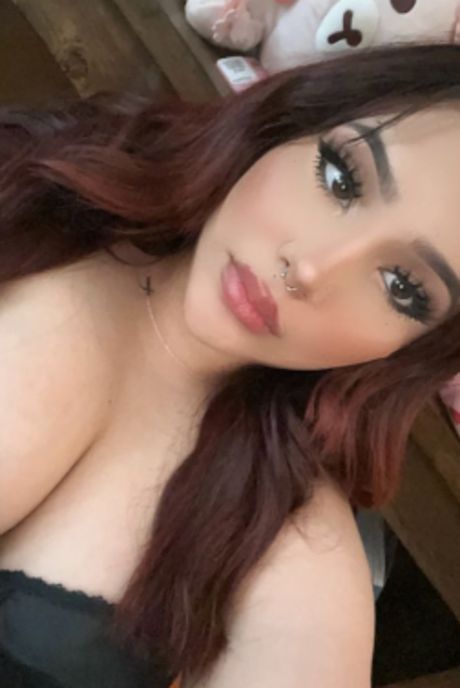 Elevhn nude actress images