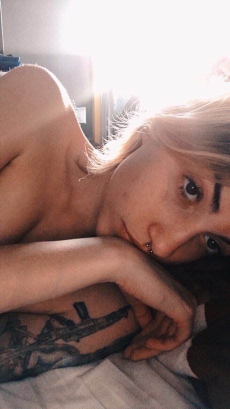 Hillmayer pornstar adult photo