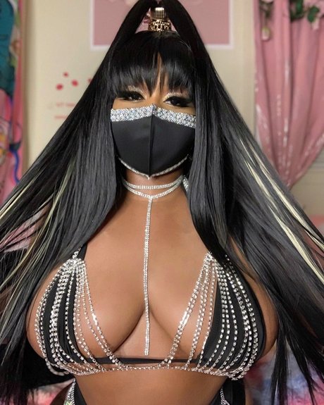 Jahara Daughtry exclusive actress pics