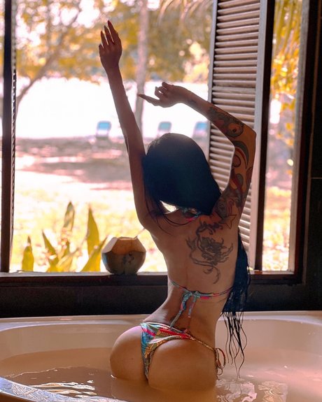 Leng Yein pornstar beautiful pics