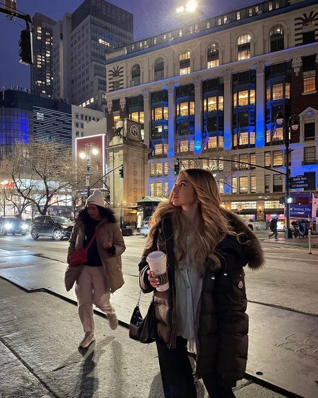 Linabmn beautiful model picture