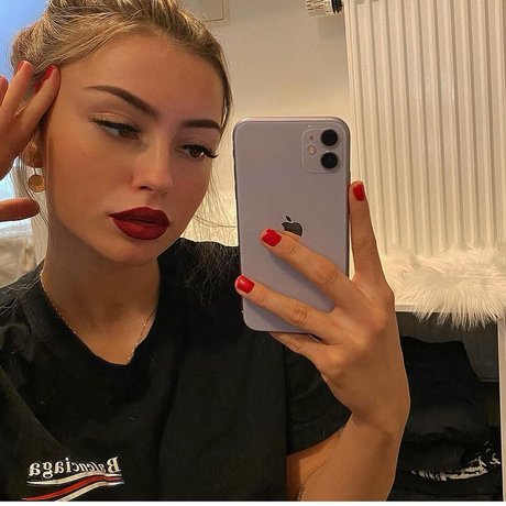 Linabmn hot star picture