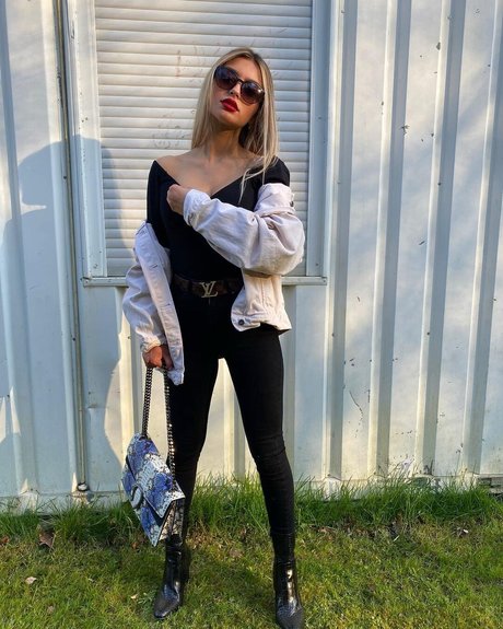 Linabmn pornstar xxx pics