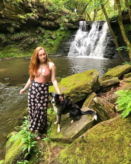 Lucie Middleton nudes actress pictures