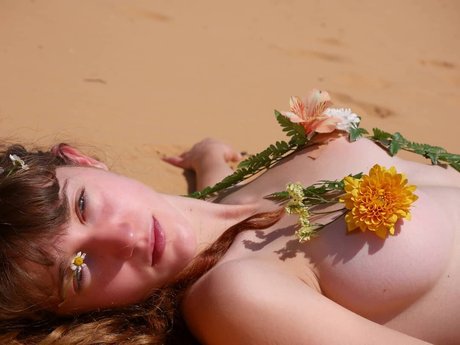 Maya Got best star galleries