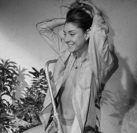 Miay Bar sexy actress gallery