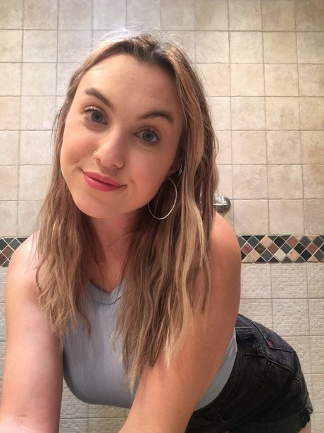 Nicfegan model exclusive photo