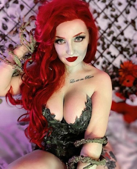 Poison Siren pornstar perfect pic