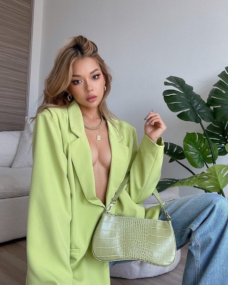 Sangyay Chen beautiful actress photos