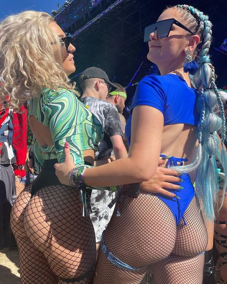 Sinclair Feldman_ beautiful star galleries