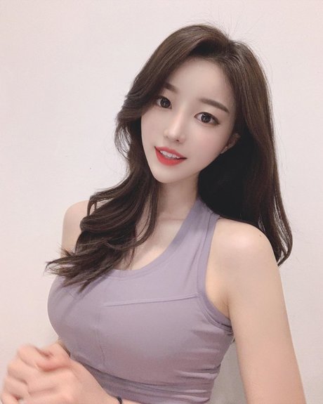 Vin Daily actress photos