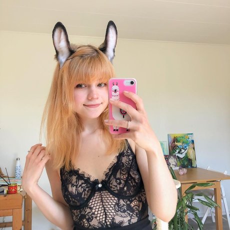 Lilsolle Chickpii sex model pictures