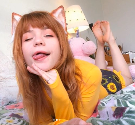 Lilsolle Chickpii high quality actress photo