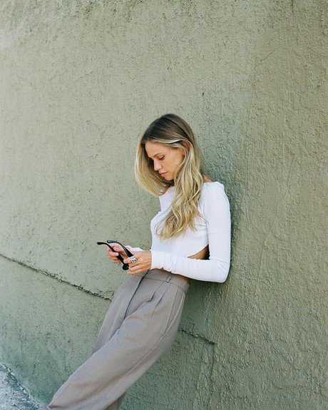 Scarlett Rose Leithold nude model photo