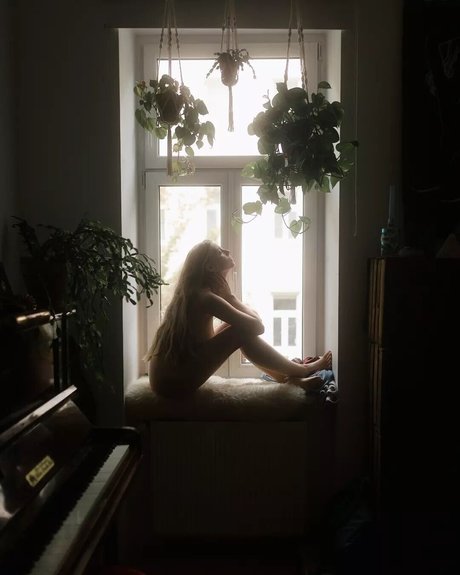 Agnes Verano Profile pic