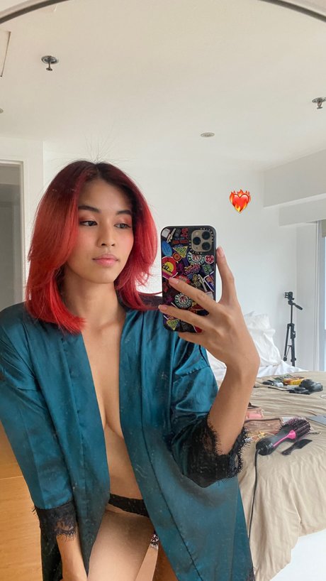 Alexis Corbi pornstar pretty img