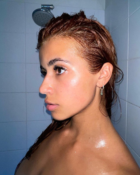 Ambra Guiotto pretty pornstar image