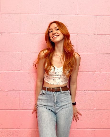 Ana Saia_ exclusive star pic